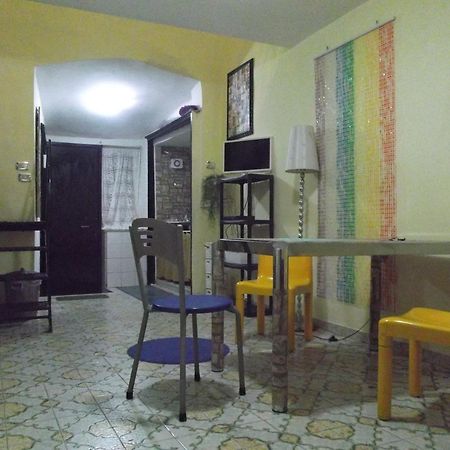 Monolocale Fronte Strada Napoli Centro Storico别墅 外观 照片