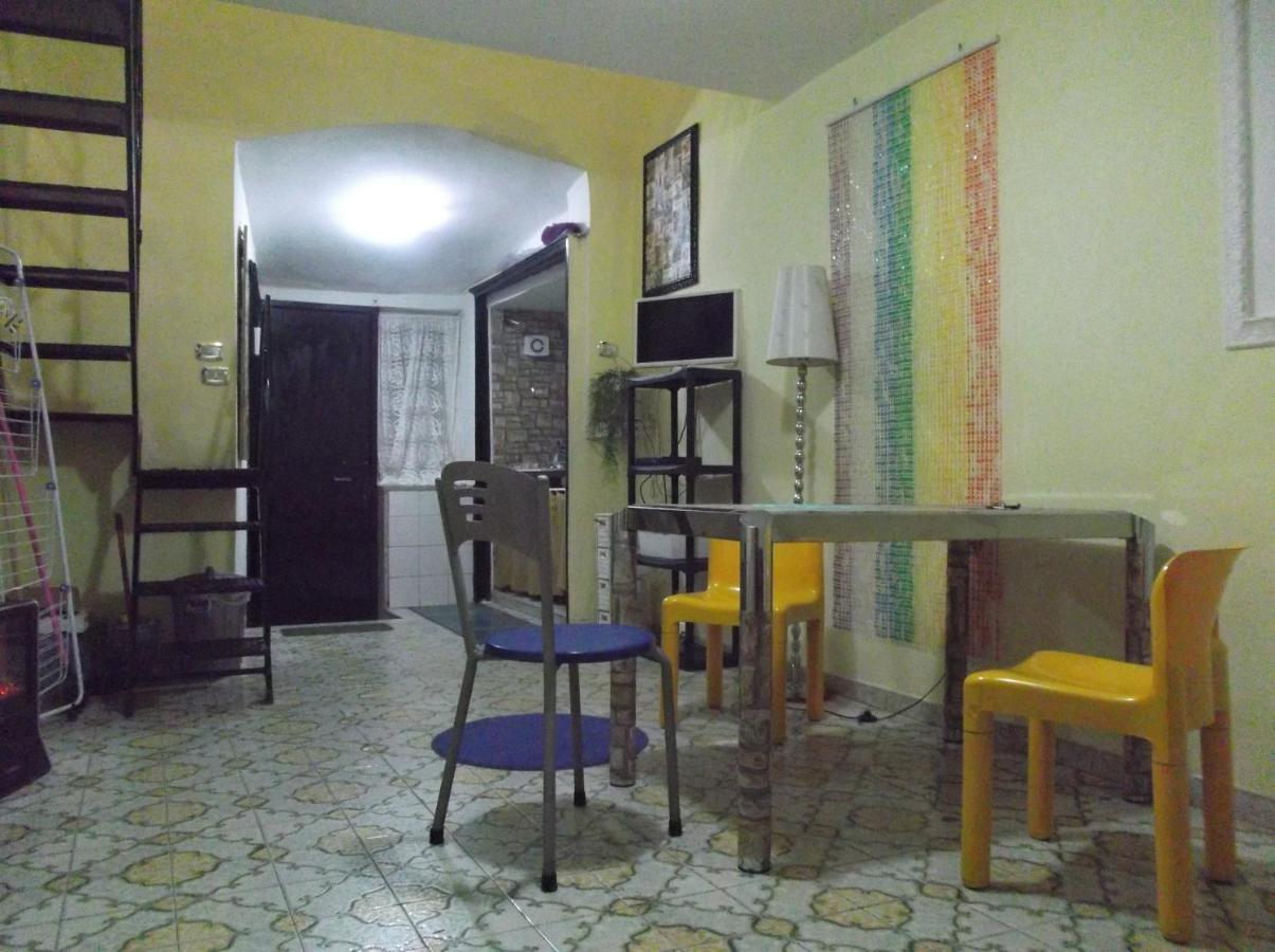 Monolocale Fronte Strada Napoli Centro Storico别墅 外观 照片