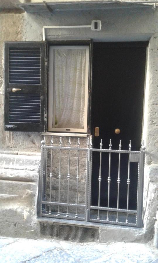 Monolocale Fronte Strada Napoli Centro Storico别墅 外观 照片